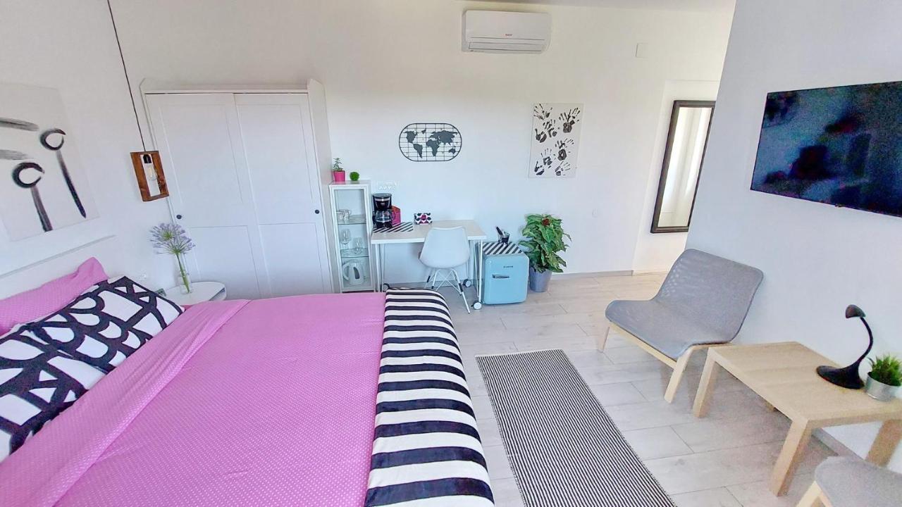 Le Petit 2 Appartement Čilipi Buitenkant foto