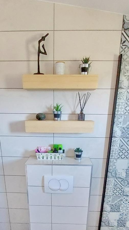 Le Petit 2 Appartement Čilipi Buitenkant foto