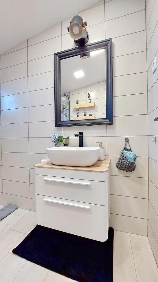 Le Petit 2 Appartement Čilipi Buitenkant foto