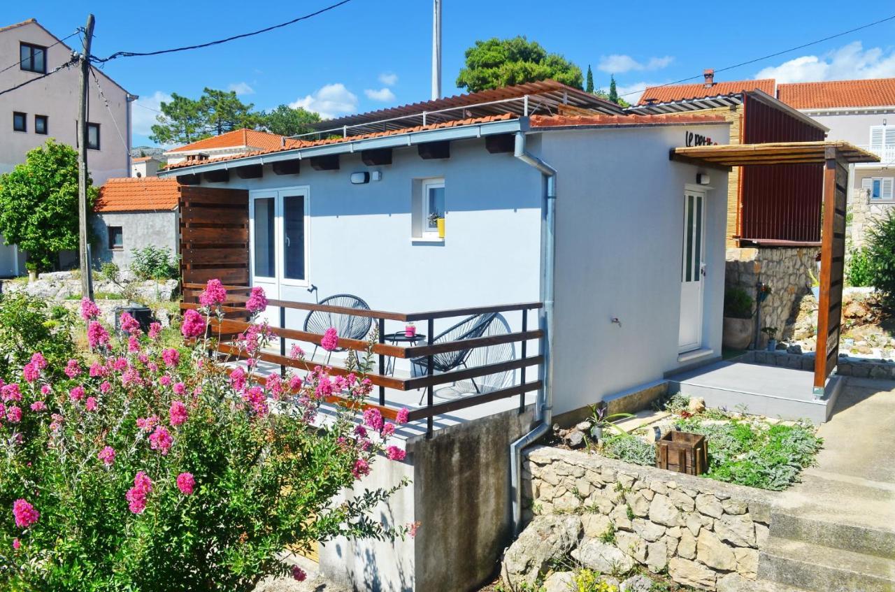 Le Petit 2 Appartement Čilipi Buitenkant foto