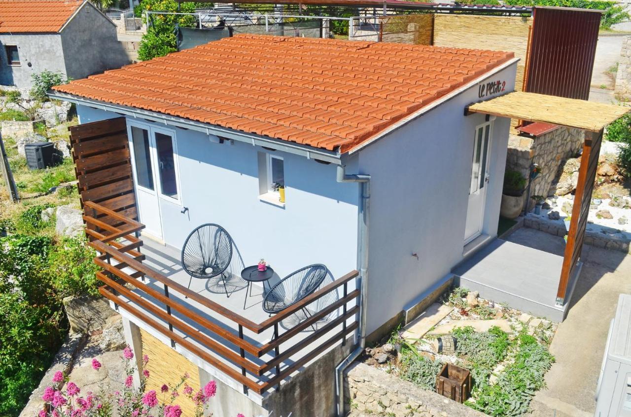Le Petit 2 Appartement Čilipi Buitenkant foto